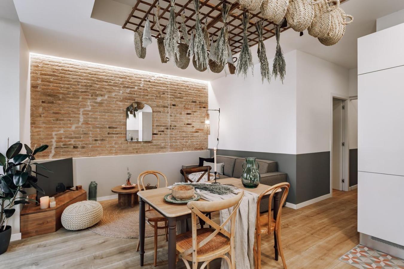 Aroche - 2 Bedrooms In Sant Antoni Barcelone
